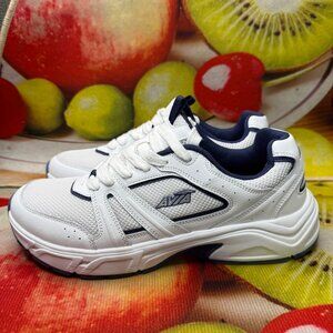 Avia Mens White & Navy Memory Foam Sneakers Size 11